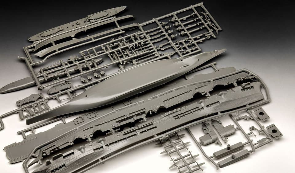 1/720 HMS Ark Royal & Tribal Class Destroyer REVELL (05149) - Imagen 5