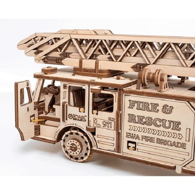 Maqueta madera con movimiento Camión de bomberos 439 piezas - Imagen 2