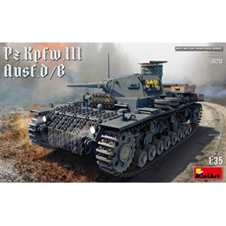 Miniart 1/35  Pz.Kpfw.III Ausf. D/B  (35213) - Imagen 1