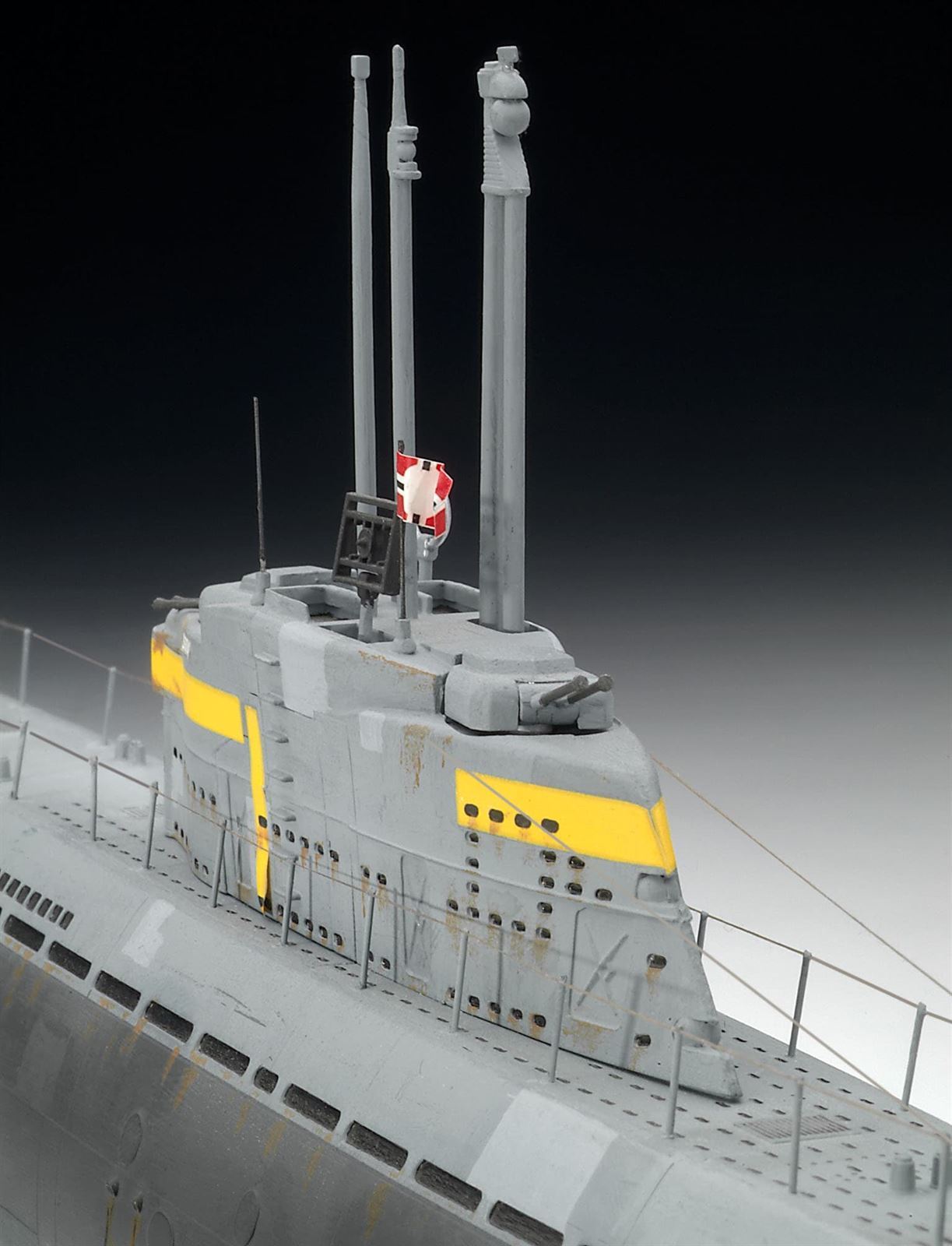 REVELL 05177 1/144 German Submarine Type XXI - Imagen 4