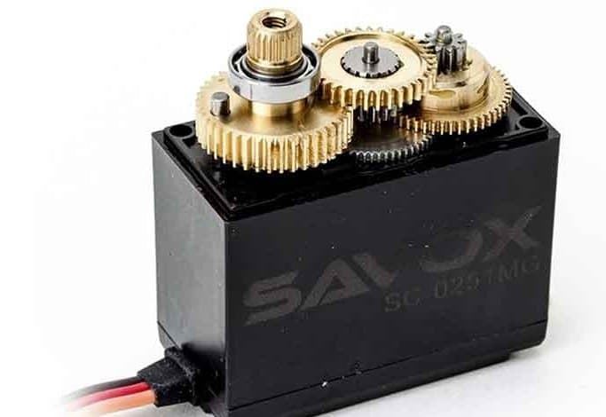 SERVO SAVOX SC-0251MG STANDARD 16KG / 018S - Imagen 2